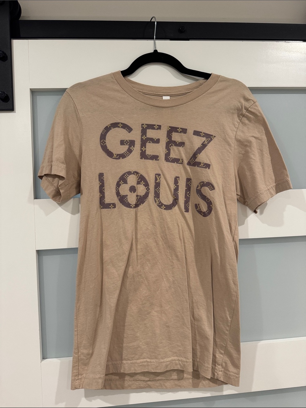 Geez Louis Graphic Crewneck T-Shirt - Tan